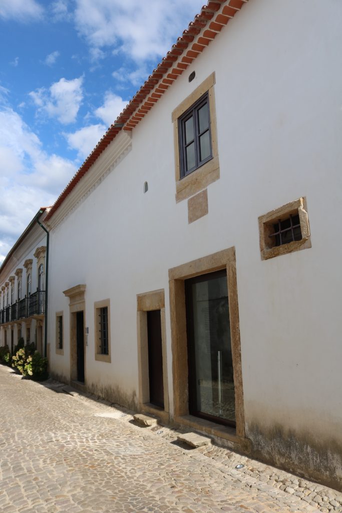 Edifício da sinagoga ou templo judaico com local de culto