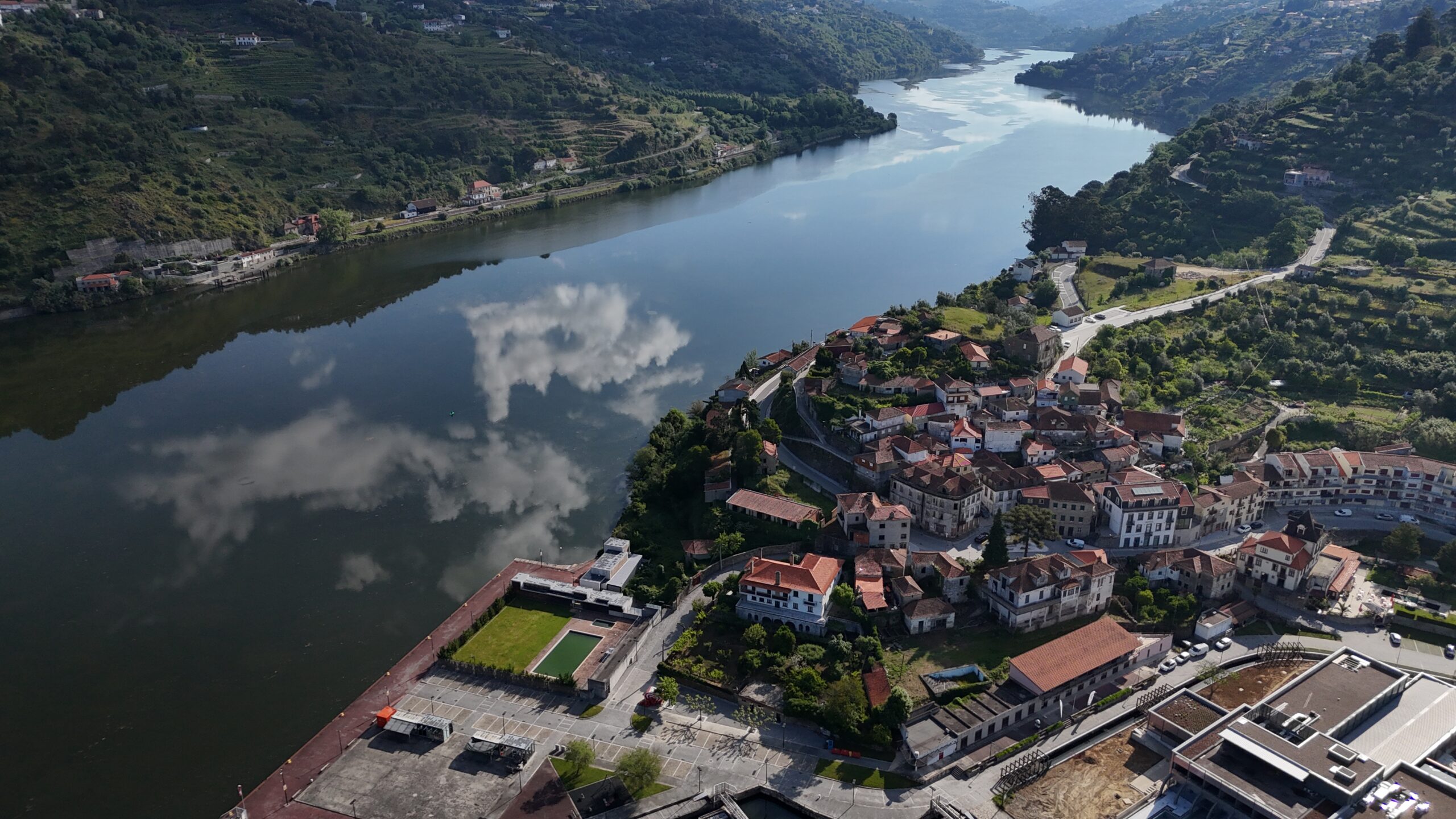 RESENDE PELA EN222: UMA VIAGEM COM VISTA PARA O DOURO