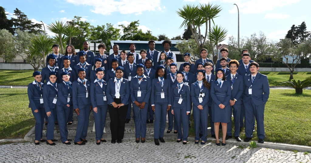 AVIAÇÃO PORTUGUESA: PORTUGAL COMO REFERÊNCIA NO ENSINO E NA FORMAÇÃO EM AVIAÇÃO