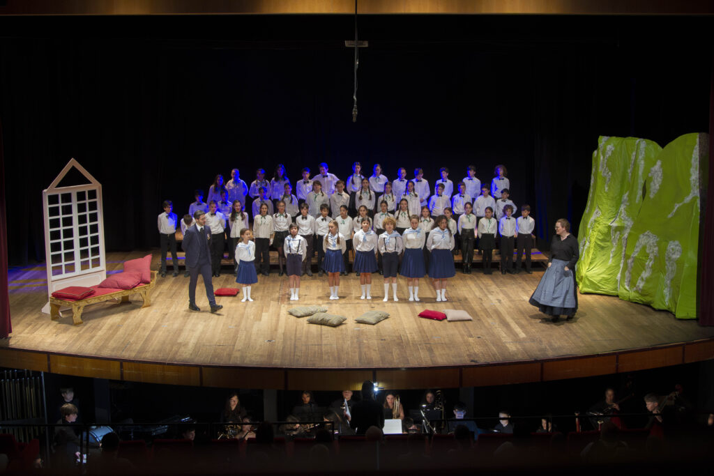 A URGÊNCIA DE VALORIZAR O ENSINO ARTÍSTICO ESPECIALIZADO EM PORTUGAL